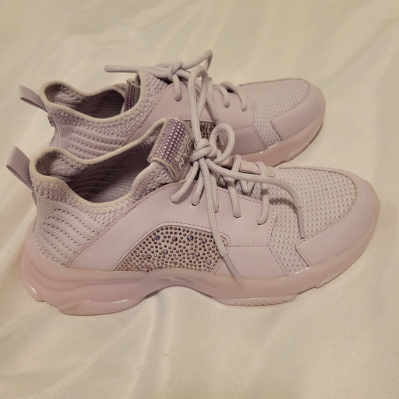 NYC Shoes - Sneakers